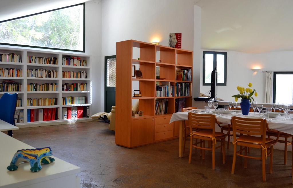 ヴィラ ラ ロカ モンテコルト 部屋 写真